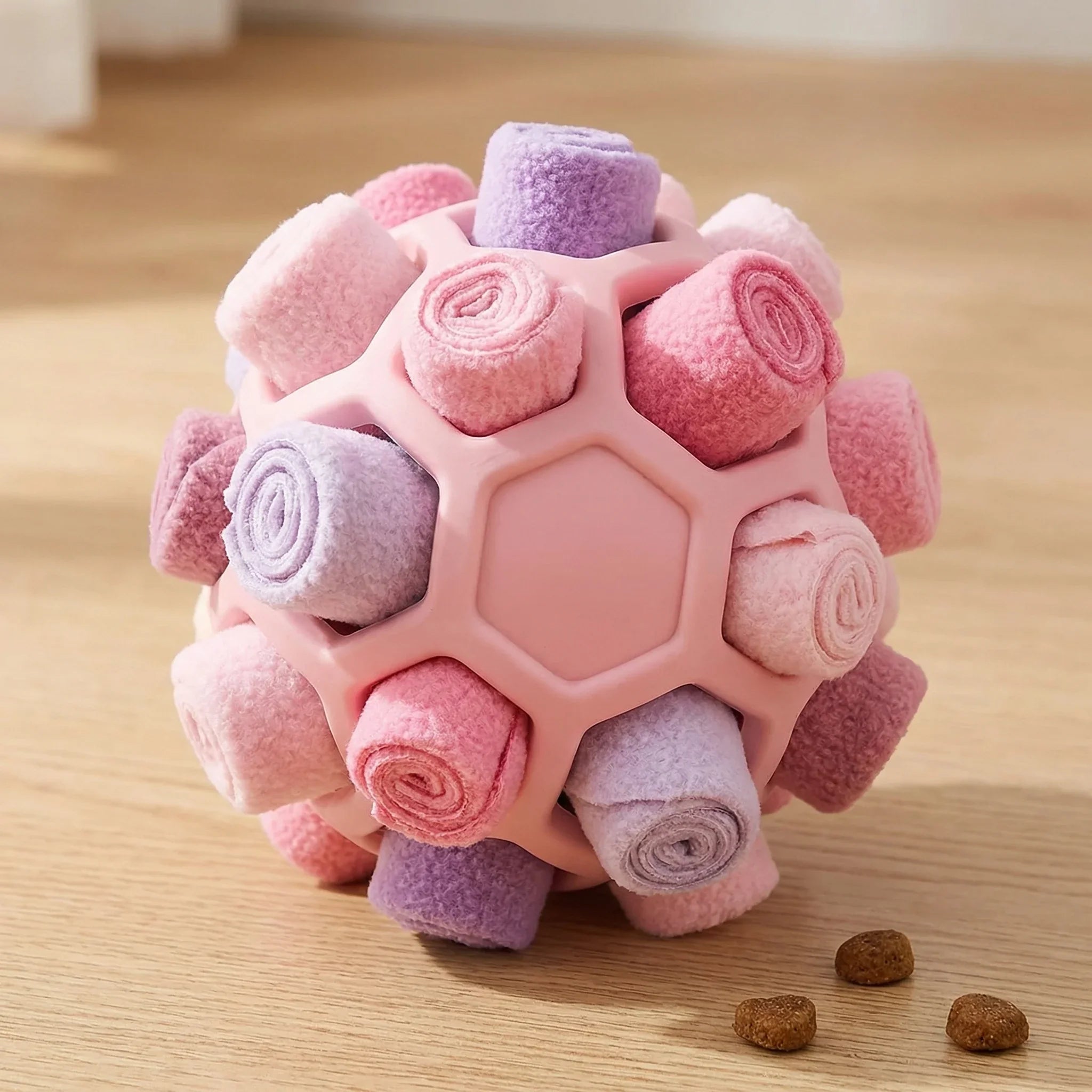 SniffBall™ Rosa — Palla puzzle olfattiva toni rosa per cani